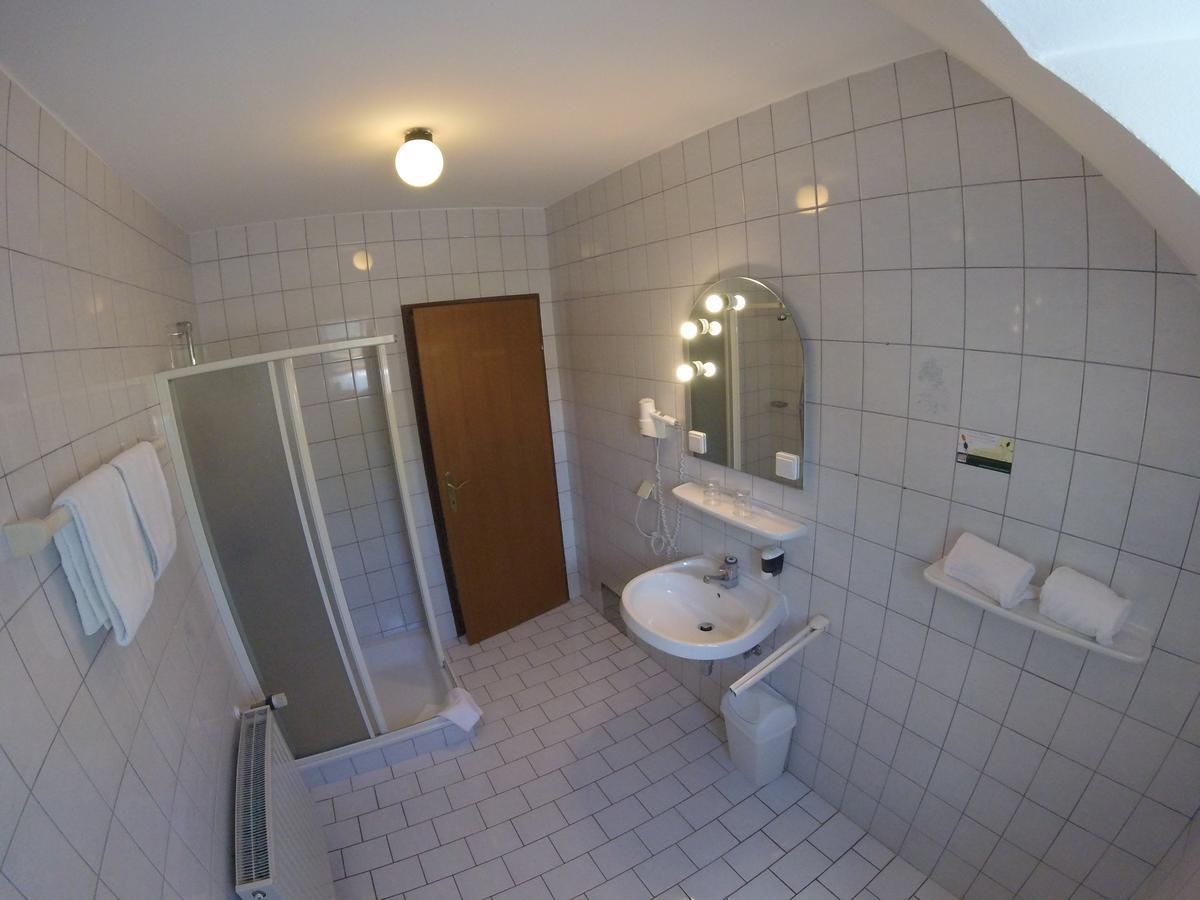 Gasthof Zum Lindenhof Bad Radkersburg Room photo